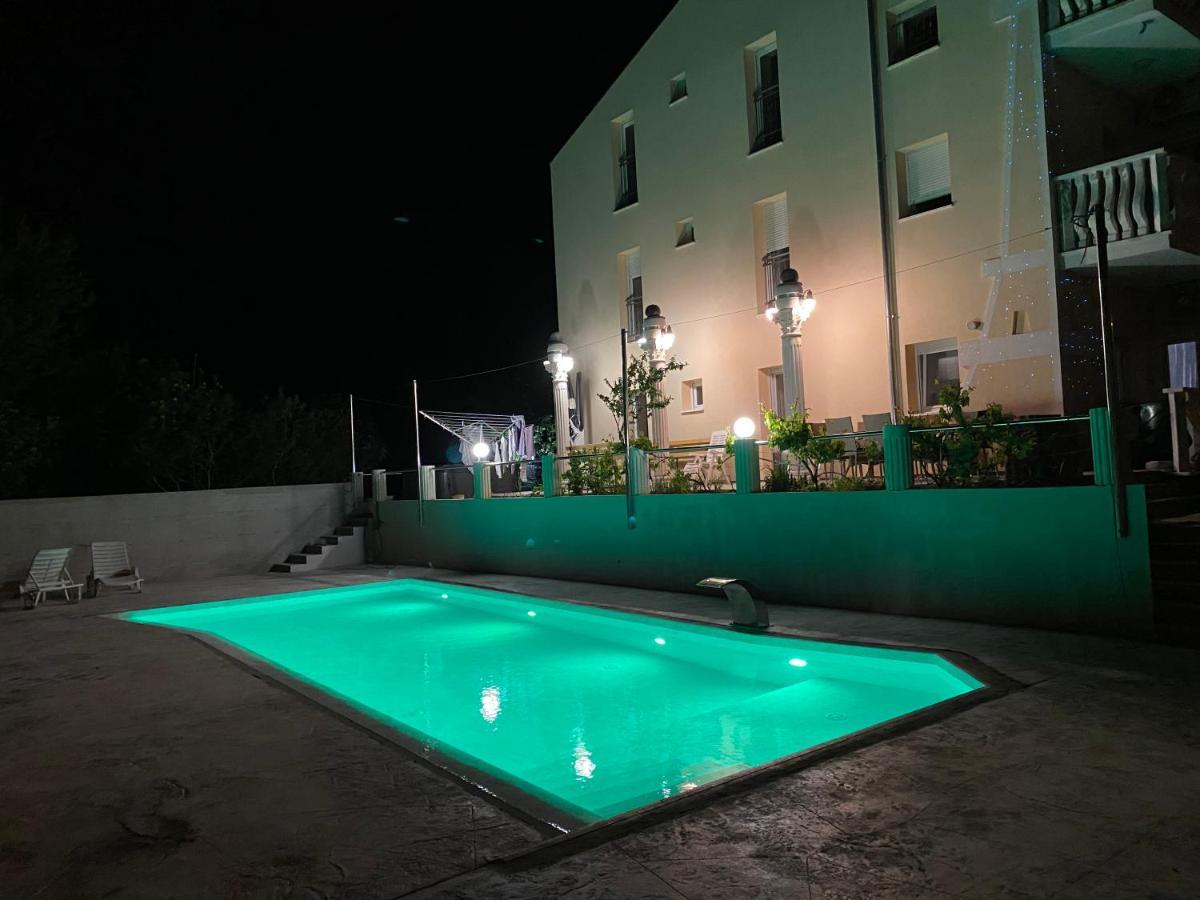 Apartmani Ivan V Relax Vodice Exterior foto