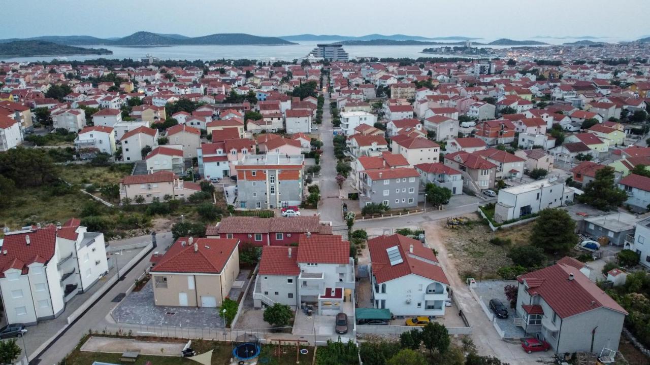 Apartmani Ivan V Relax Vodice Exterior foto