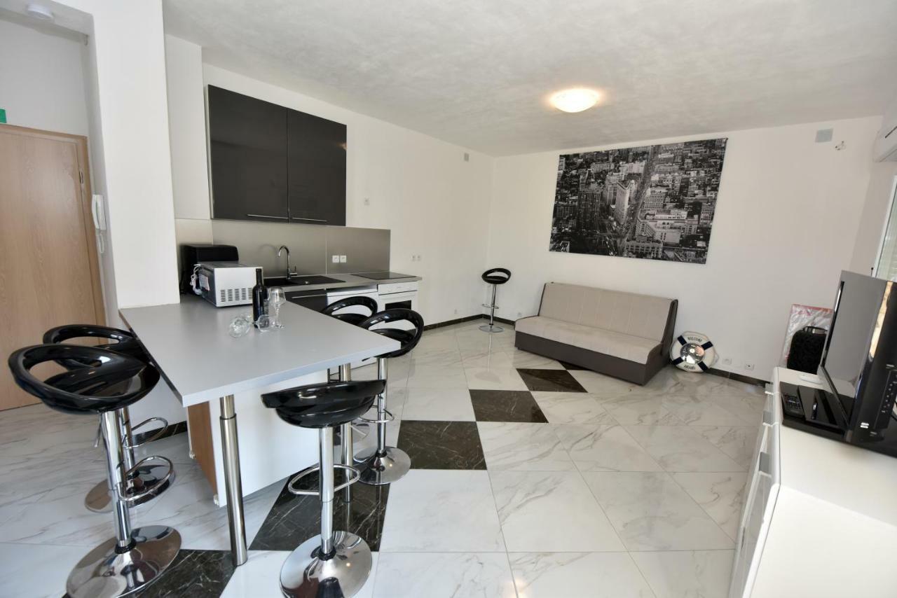 Apartmani Ivan V Relax Vodice Exterior foto
