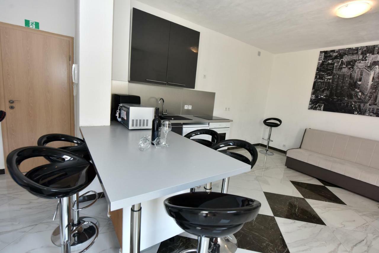 Apartmani Ivan V Relax Vodice Exterior foto