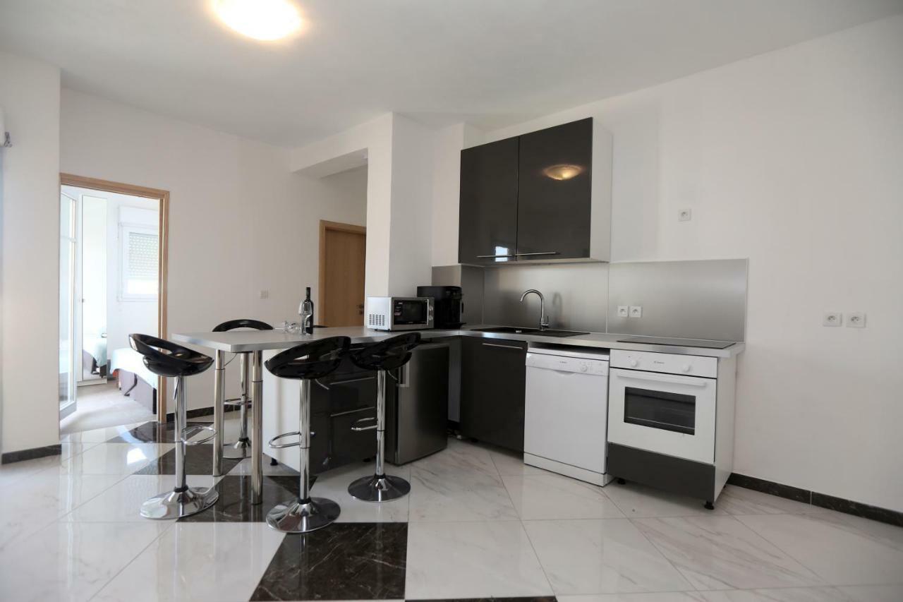 Apartmani Ivan V Relax Vodice Exterior foto
